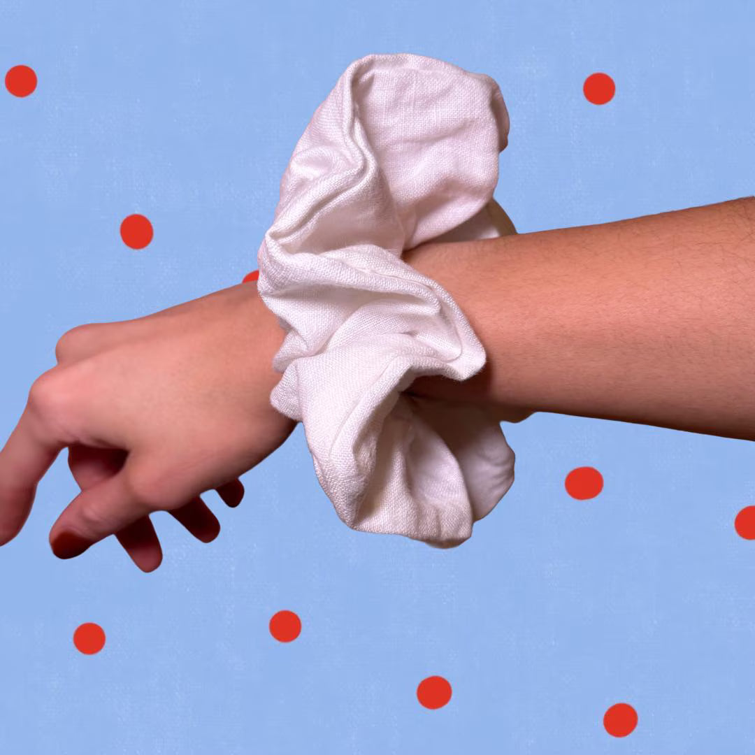 Lilly Scrunchie